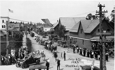 parade on Lake Street